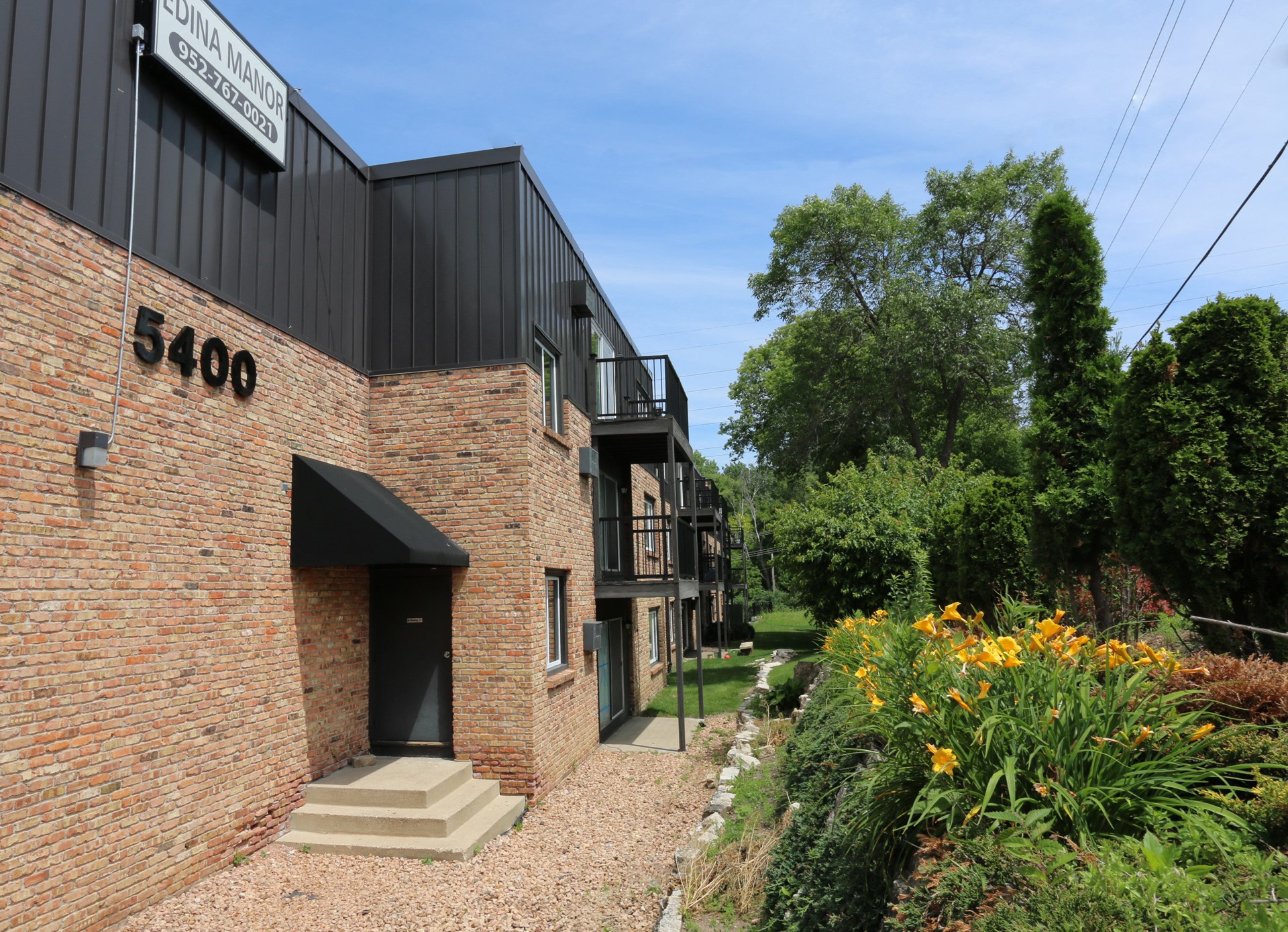Edina Manor Apartments, 5400 W. 70th, Edina, MN RentCafe